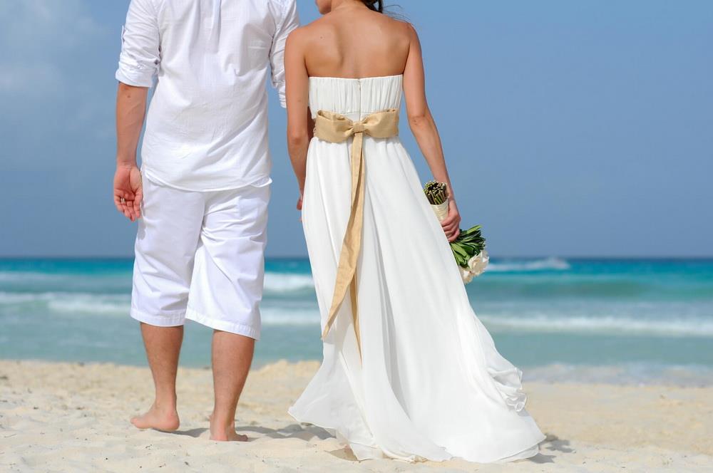 пляжный образ жениха и невесты